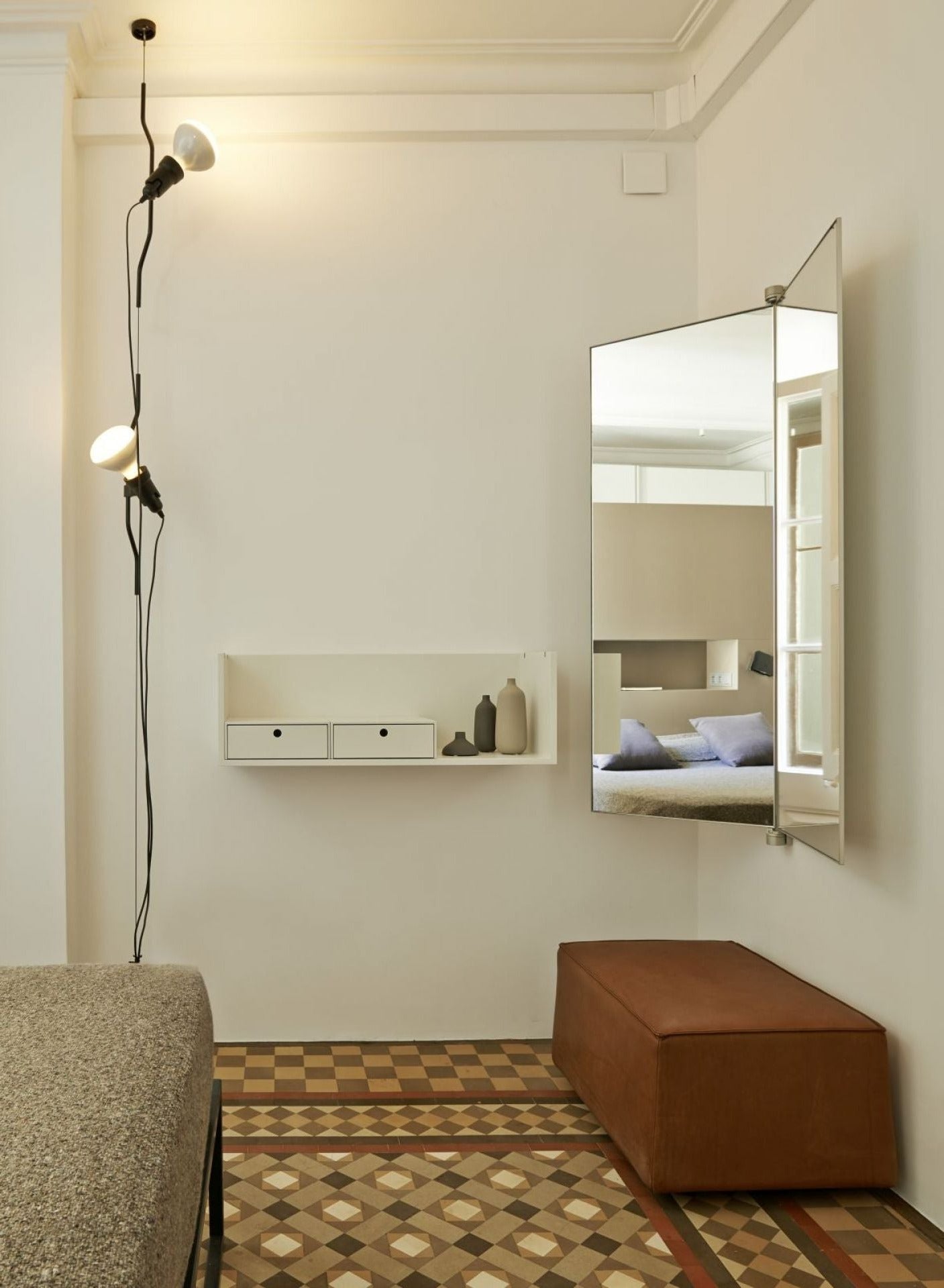 AC194 - Italian Plug In Pendant Light