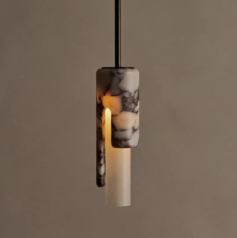 VA526 – Marbled Echo Pendant