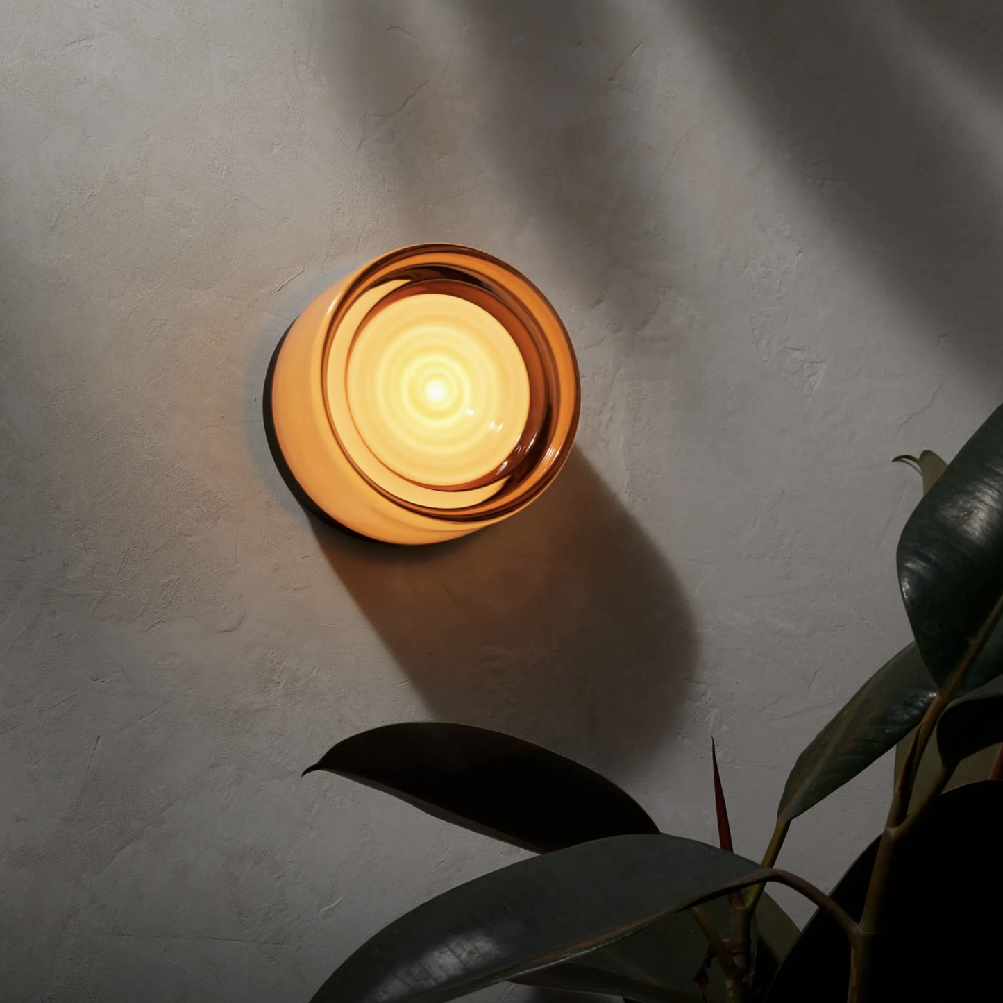 Ahni - Dimmable Wall Lamp
