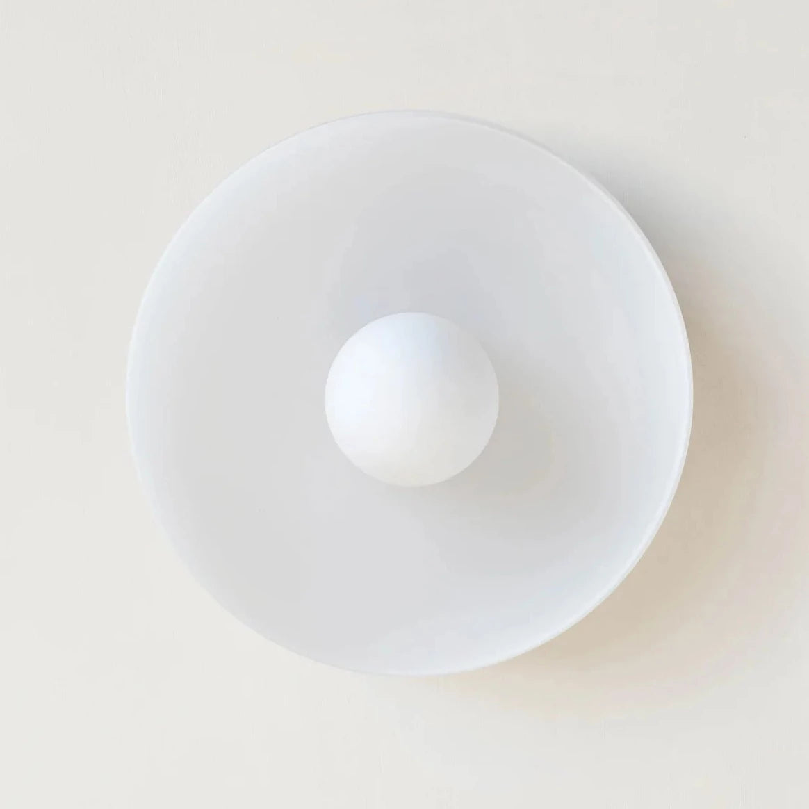 AC345 - Nordic Round Wall Sconce